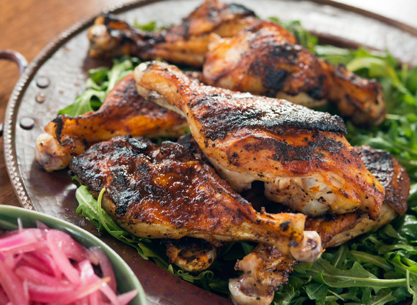 Piernitas de Pollo Partidas con Salsa (Grilled Split Chicken Legs with ...